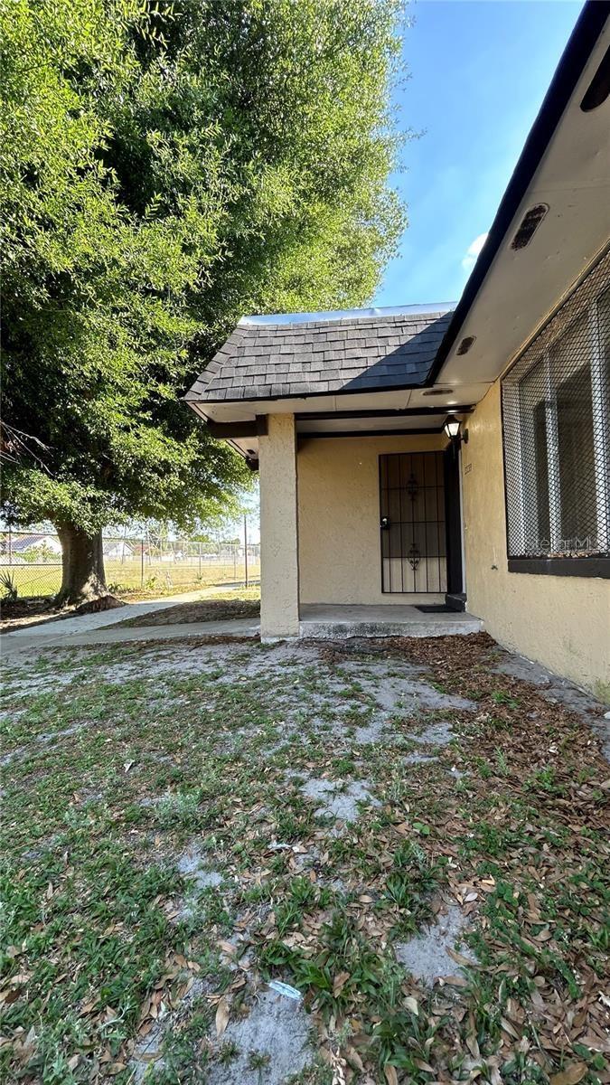 2235 Silver Pines Pl #401 Property Photo 14