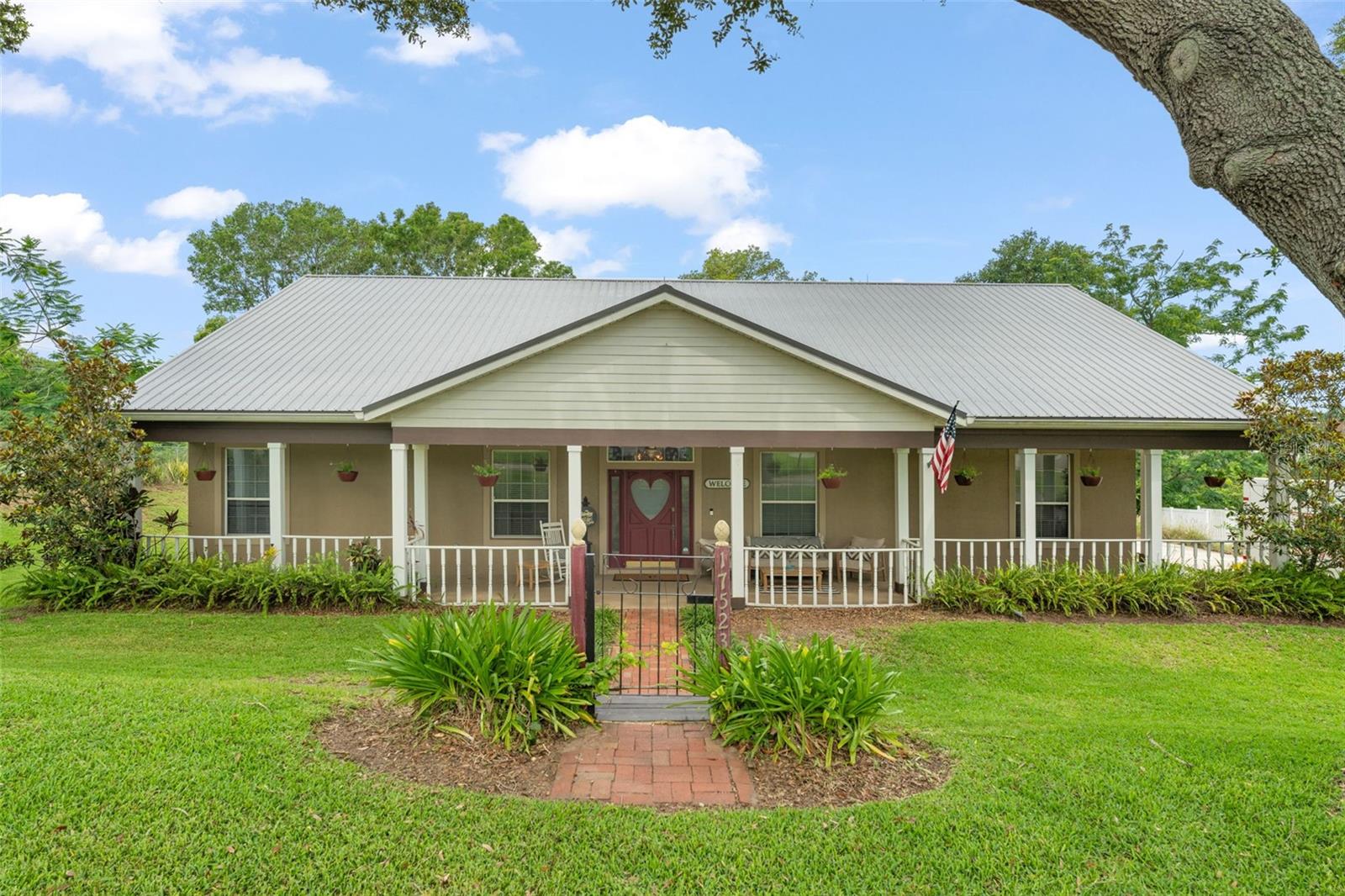 17523 Doris St Property Photo 1