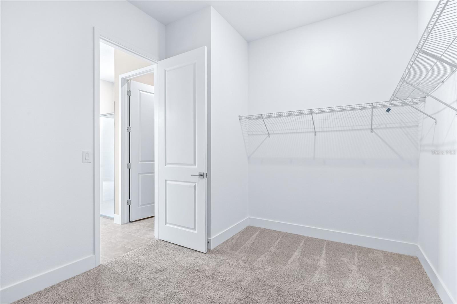 1262 Champions Dr Property Photo 23