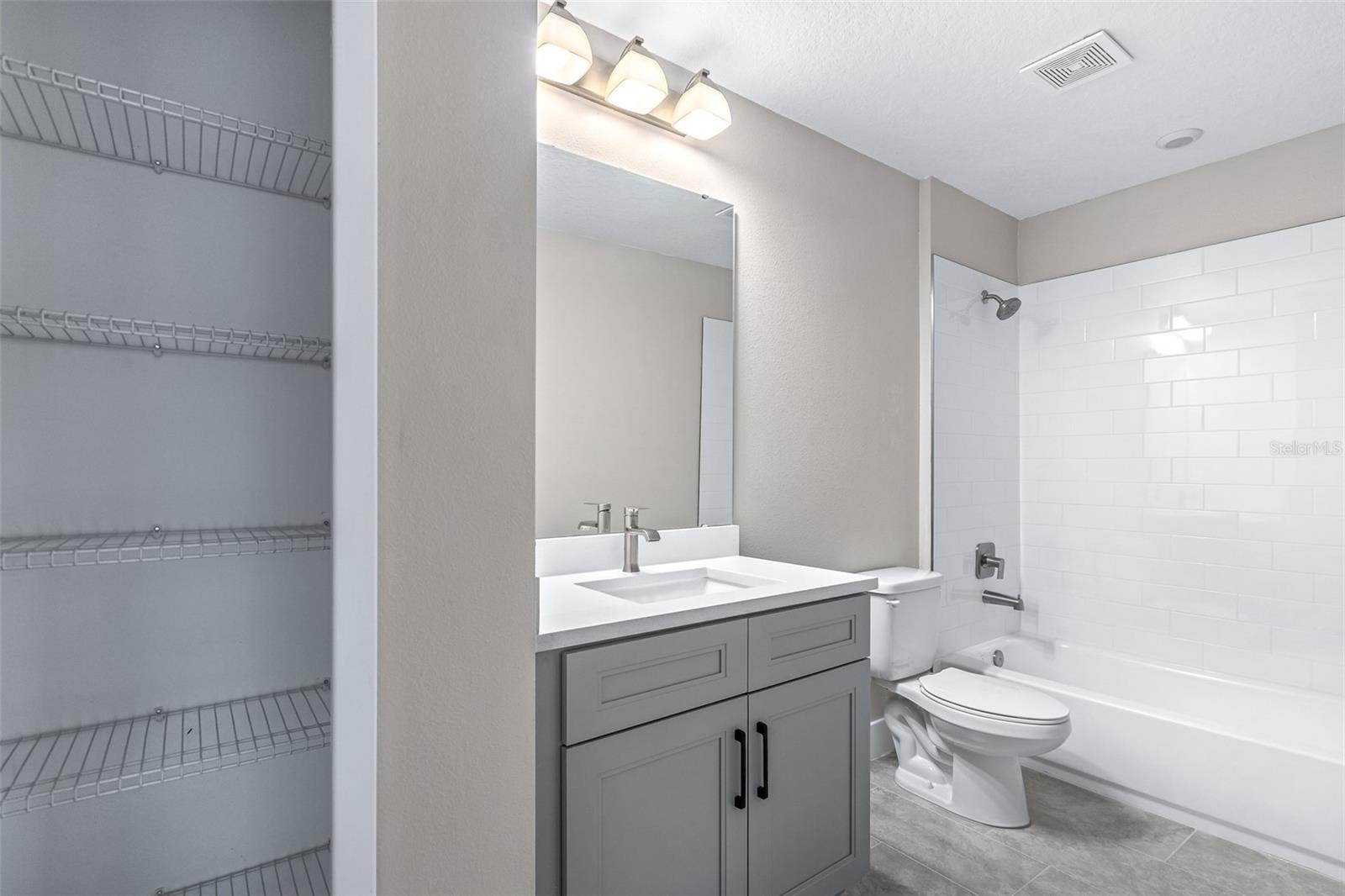 1262 Champions Dr Property Photo 26