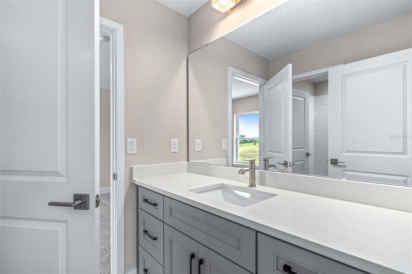 1262 Champions Dr Property Photo 33