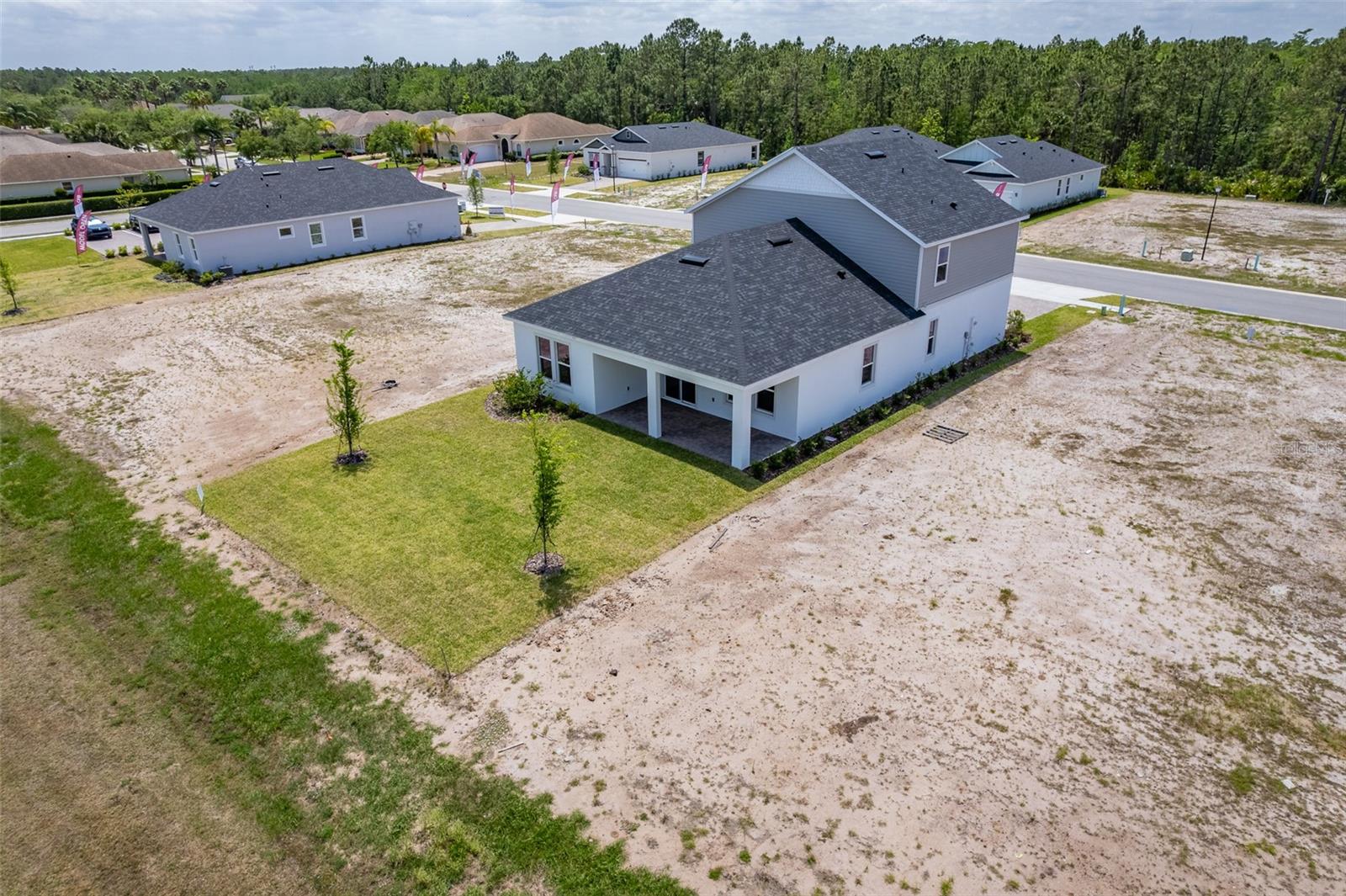 1262 Champions Dr Property Photo 45