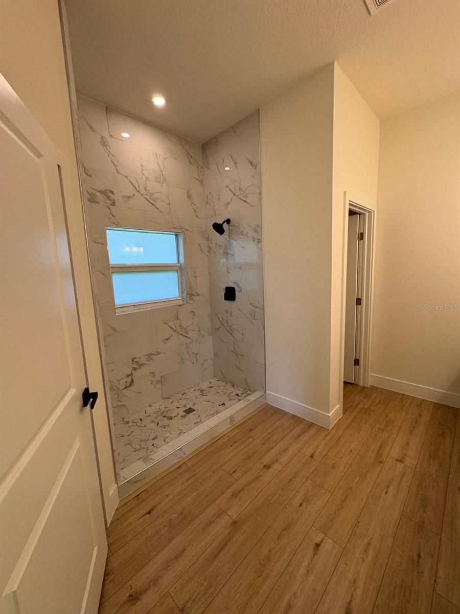 353 Warrington Blvd Property Photo 8