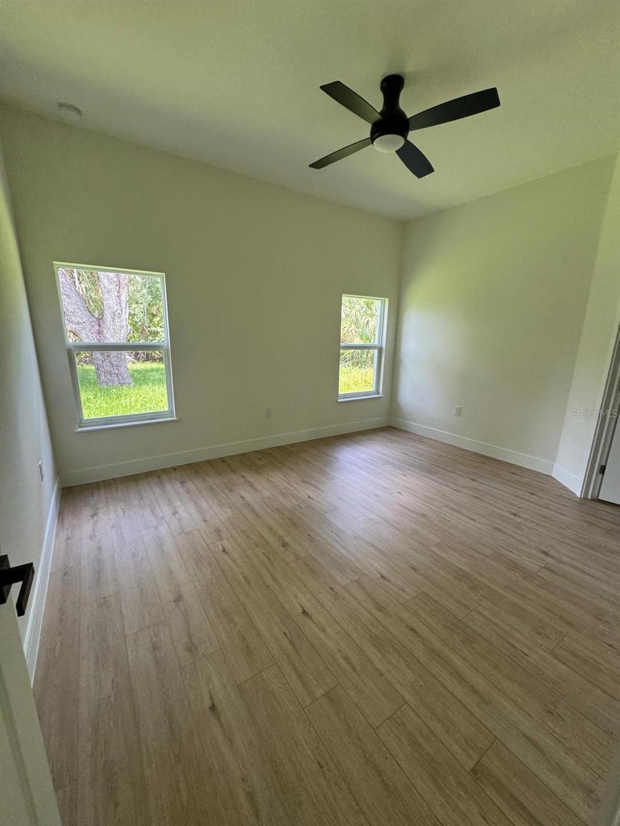 353 Warrington Blvd Property Photo 16