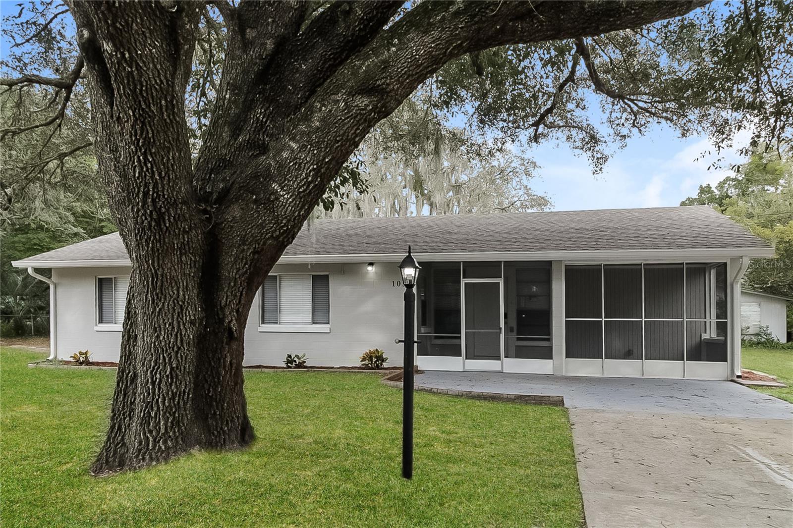 105 Highland Ave Property Photo 1