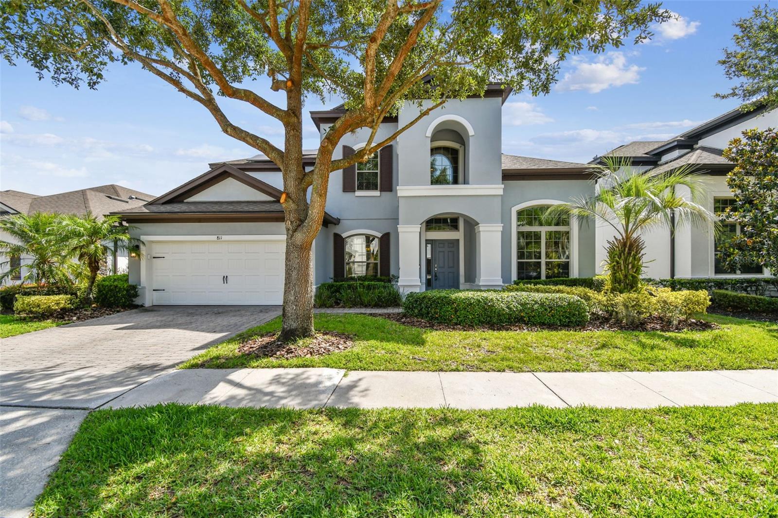 811 Sherbourne Cir Property Photo 1