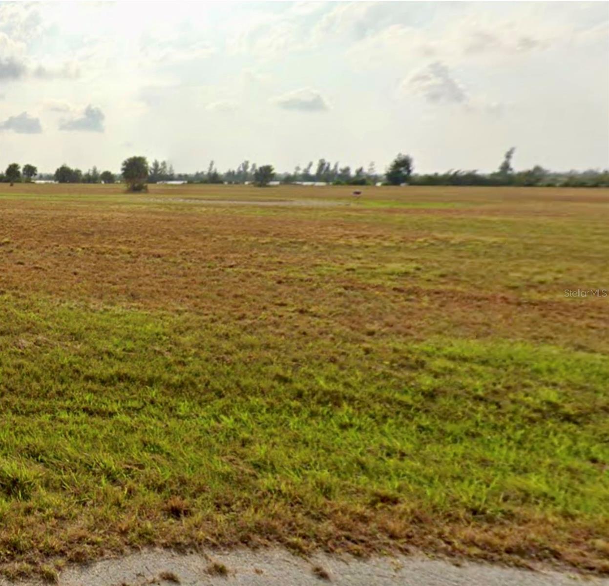 4 CALAMONDIN WAY Property Photo 1