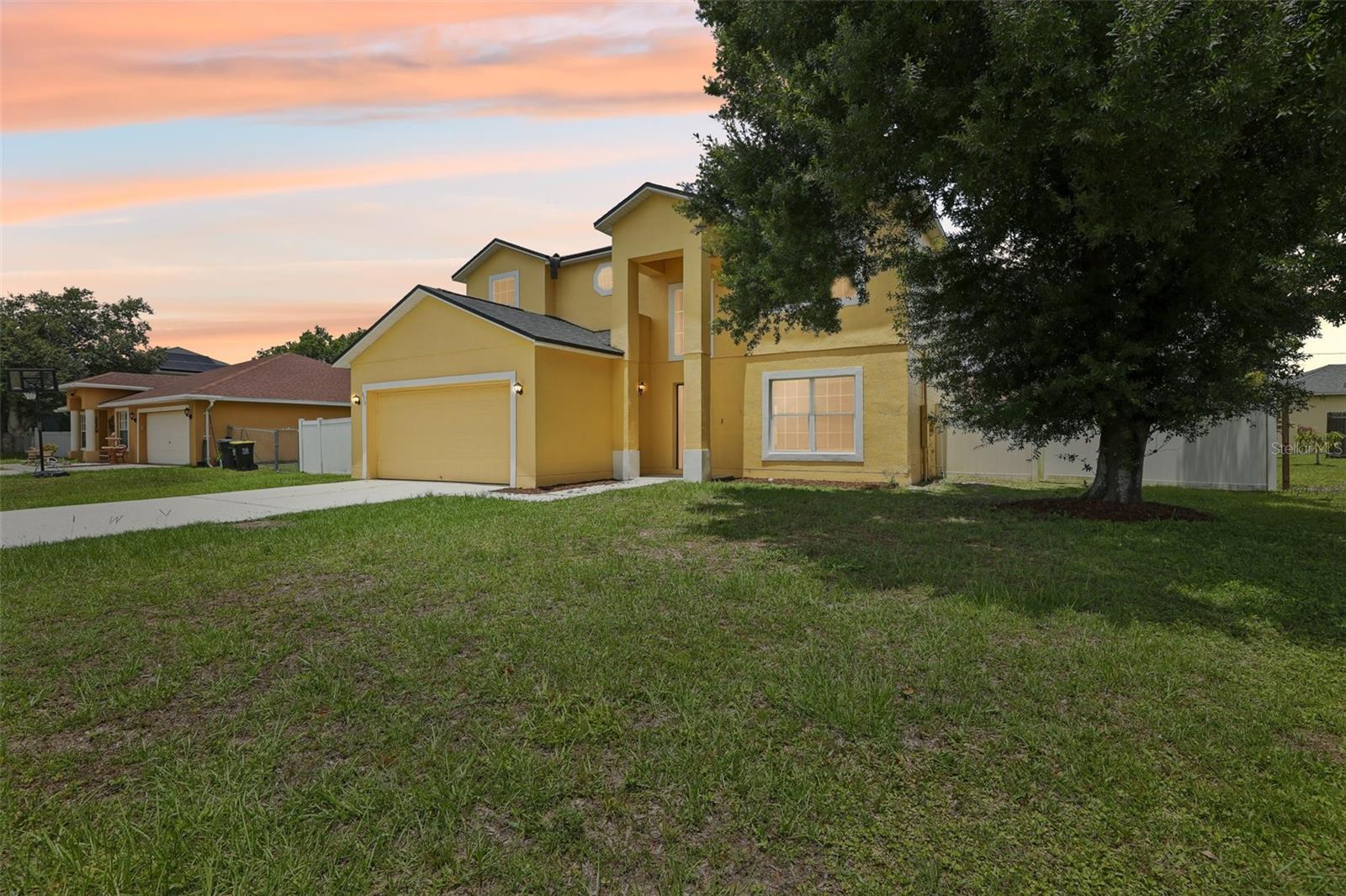 670 Bluebill Ct Property Photo 1