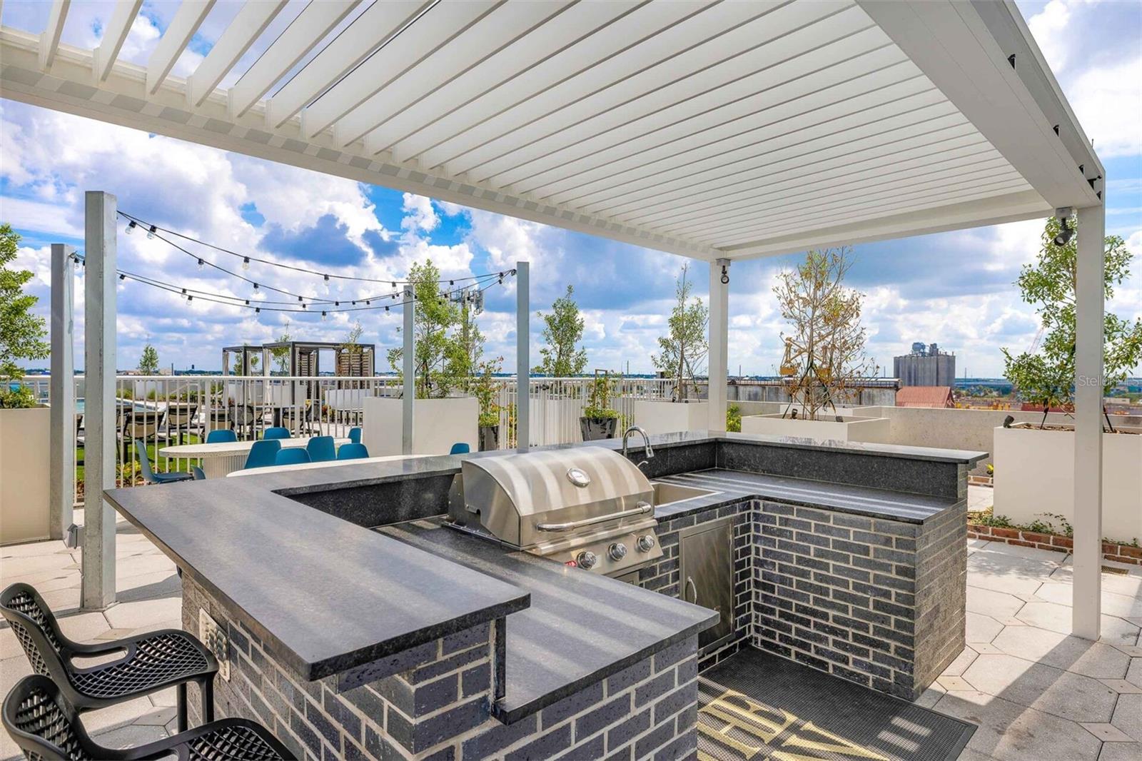 601 N 12th St N #b2 Property Photo 9