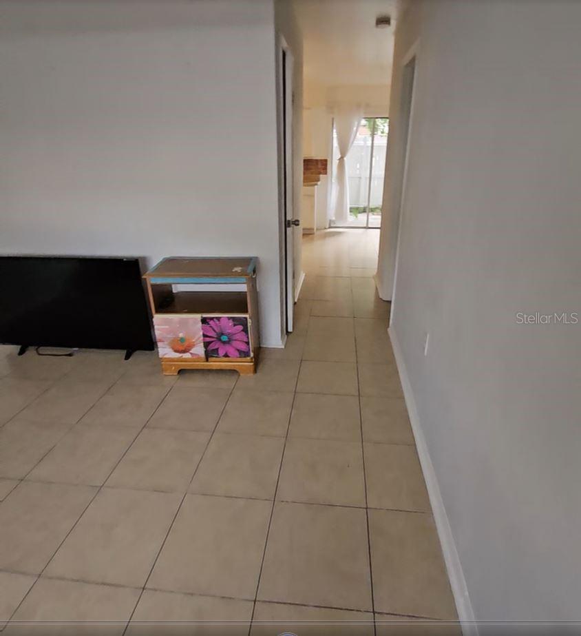 O6314095 Property Photo 4