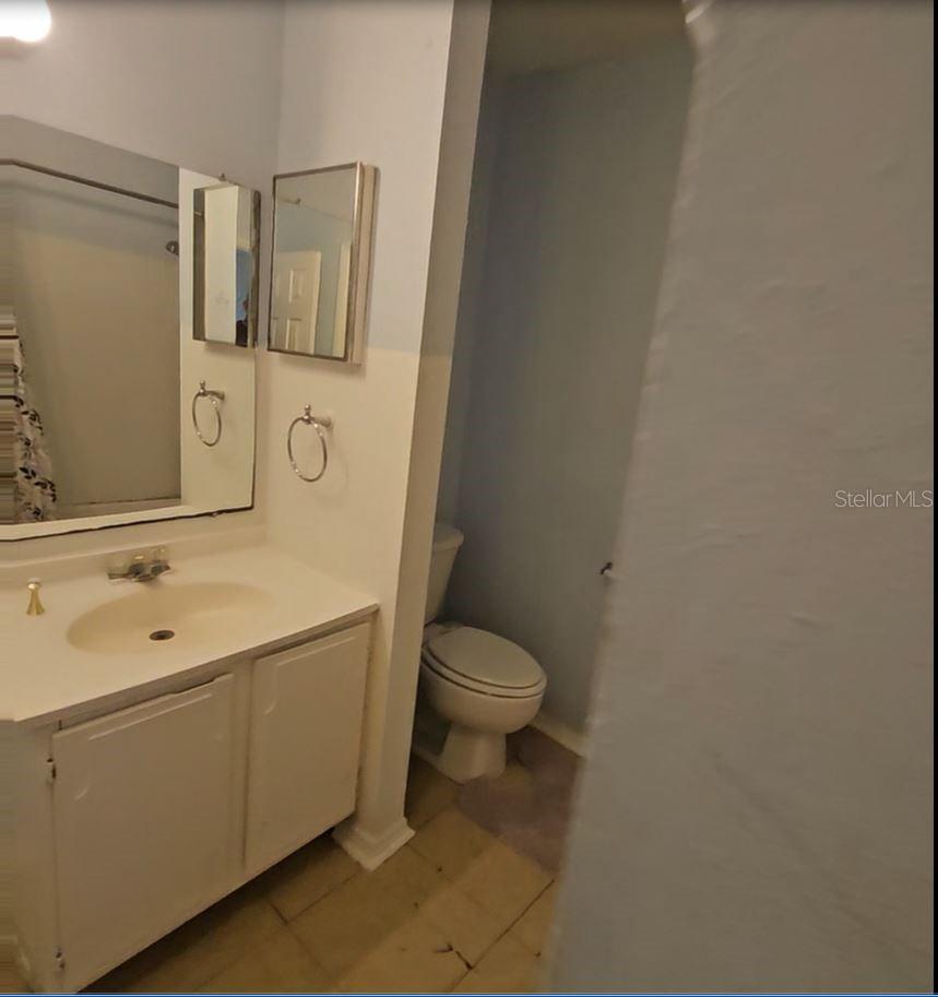 O6314095 Property Photo 25