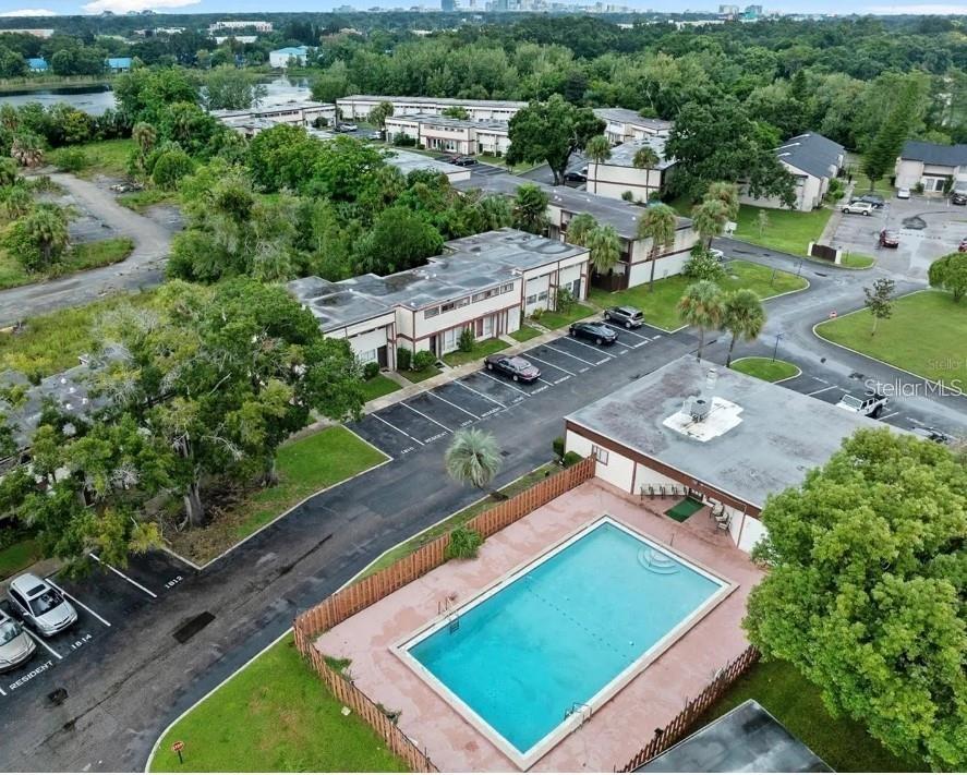 O6314095 Property Photo 44