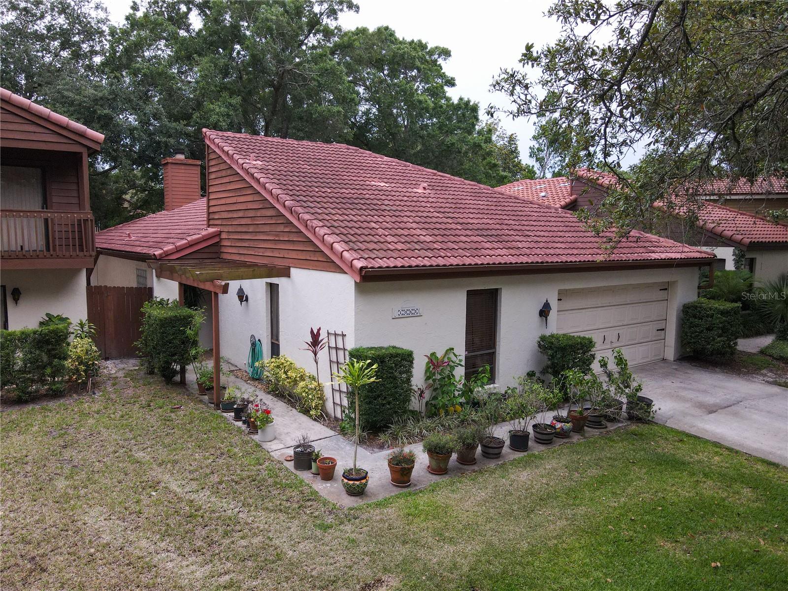 1053 W Pebble Beach Cir Property Photo 1