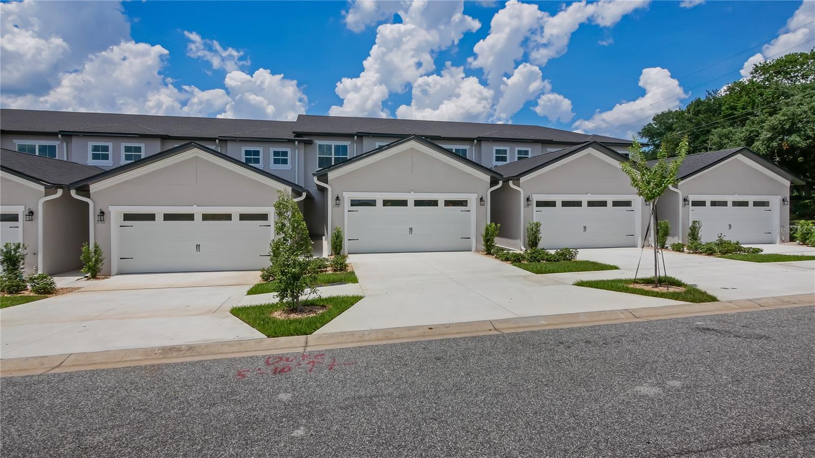 8584 MAGNIFICENT LN Property Photo 1