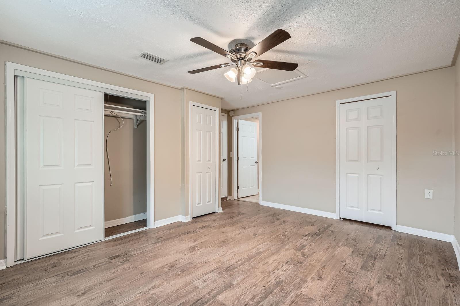 5429 Flora Ave Property Photo 18