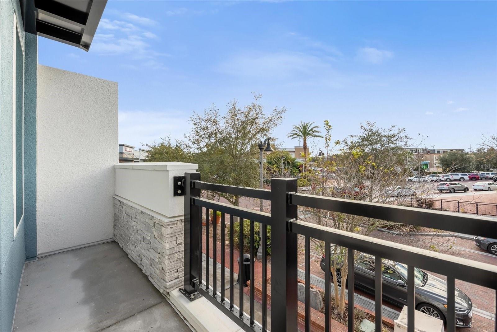 879 City Walk Ln Property Photo 13