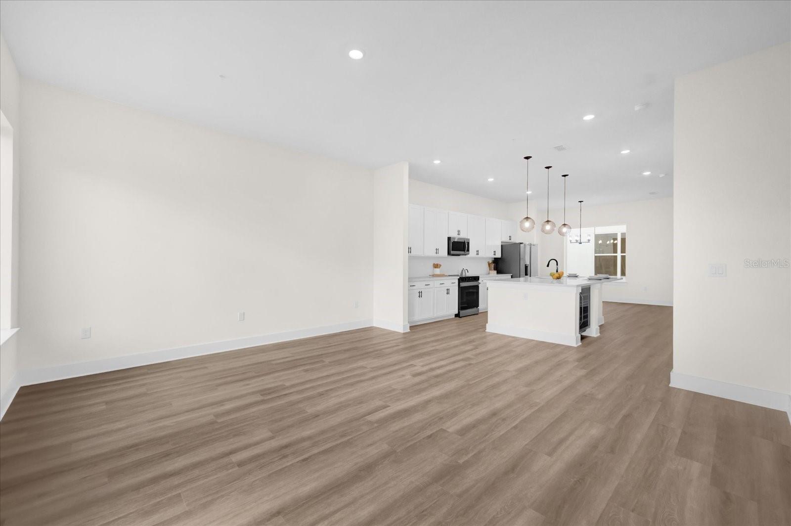 879 City Walk Ln Property Photo 15