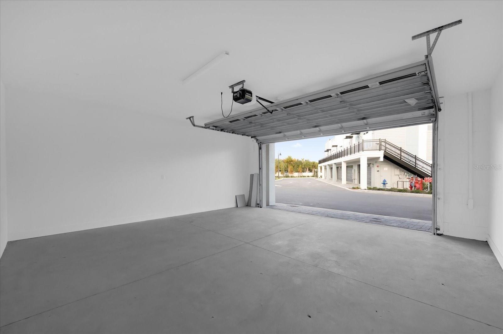 879 City Walk Ln Property Photo 31