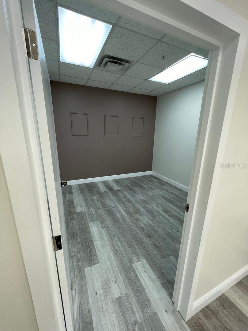 2295 S Hiawassee Rd #303 Property Photo 6