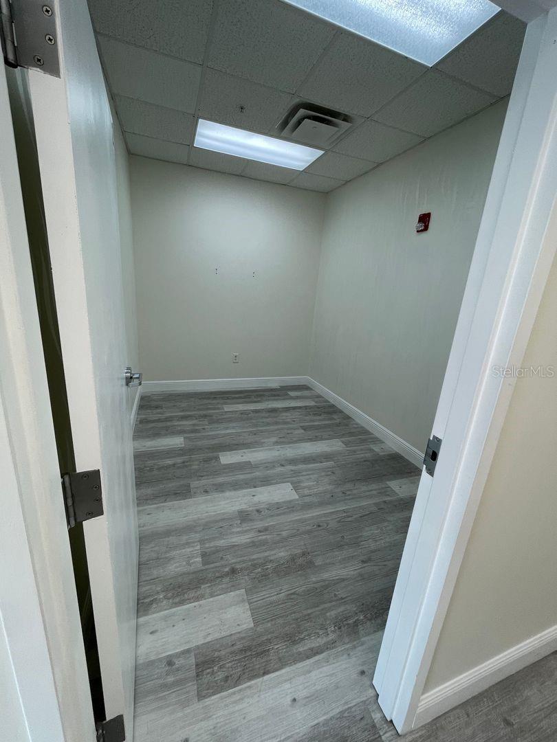 2295 S Hiawassee Rd #303 Property Photo 9