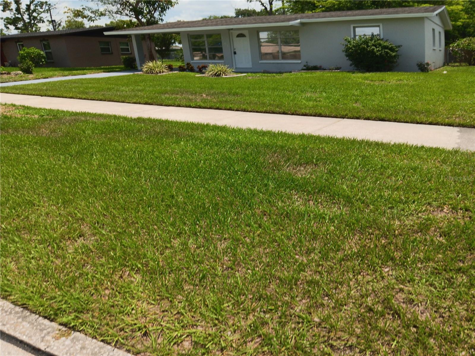 2103 Mantilla Ave Property Photo 2