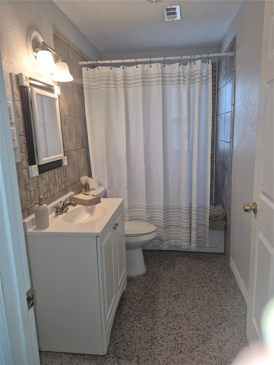 2103 Mantilla Ave Property Photo 13