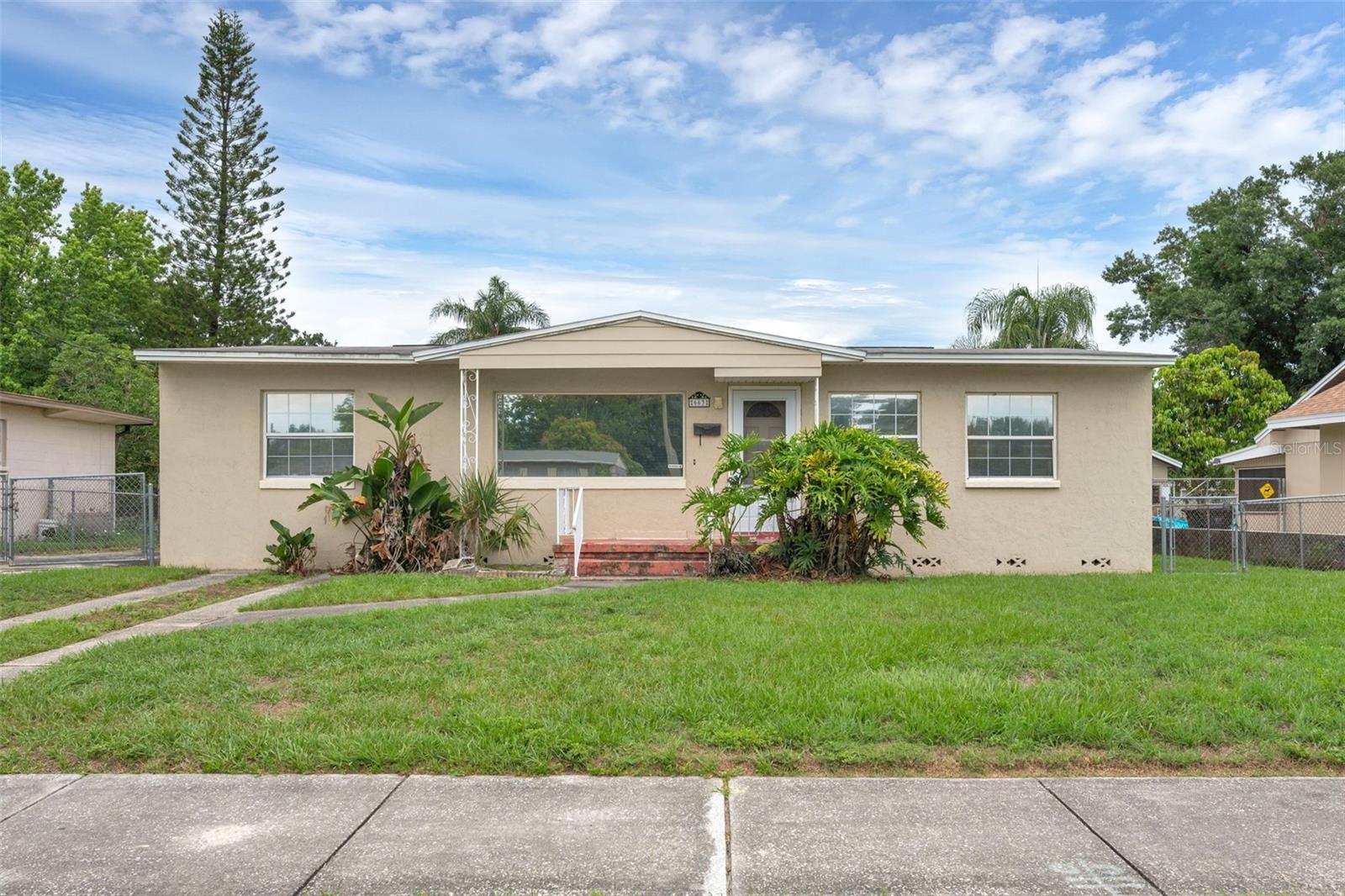 663 Romano Ave Property Photo 1