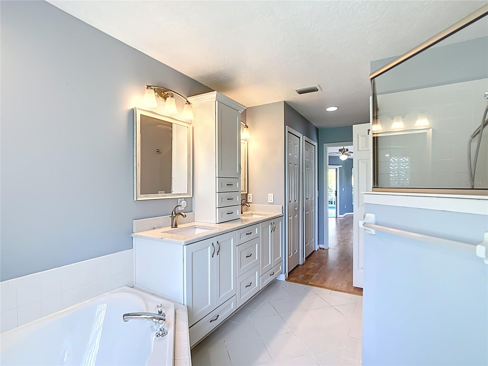 5311 Saddleback Ct Property Photo 23
