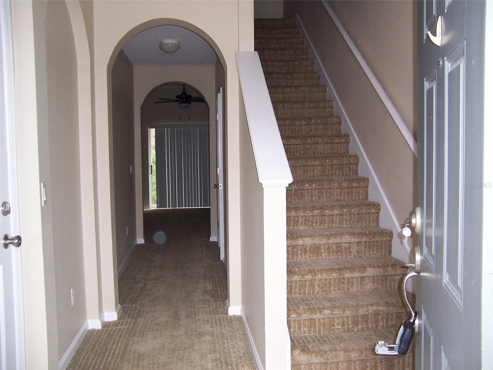 16131 Old Ash Loop Property Photo 3