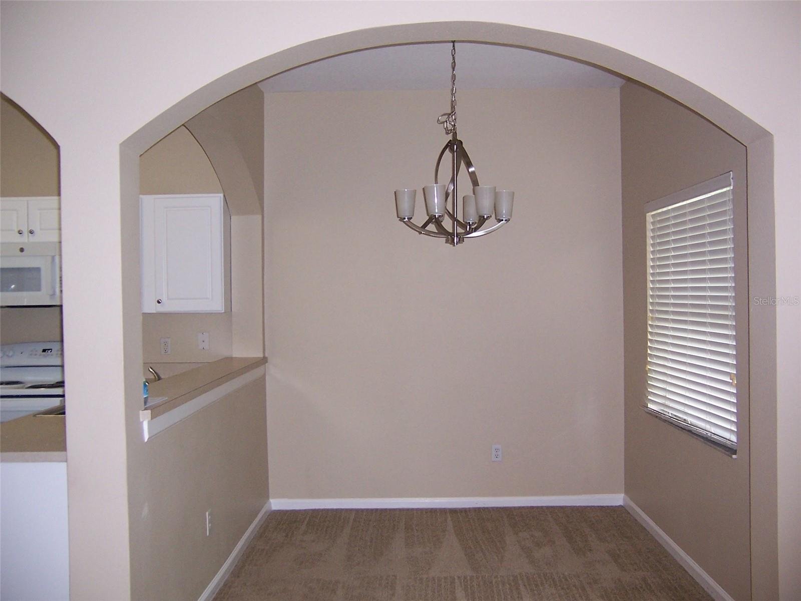 16131 Old Ash Loop Property Photo 5