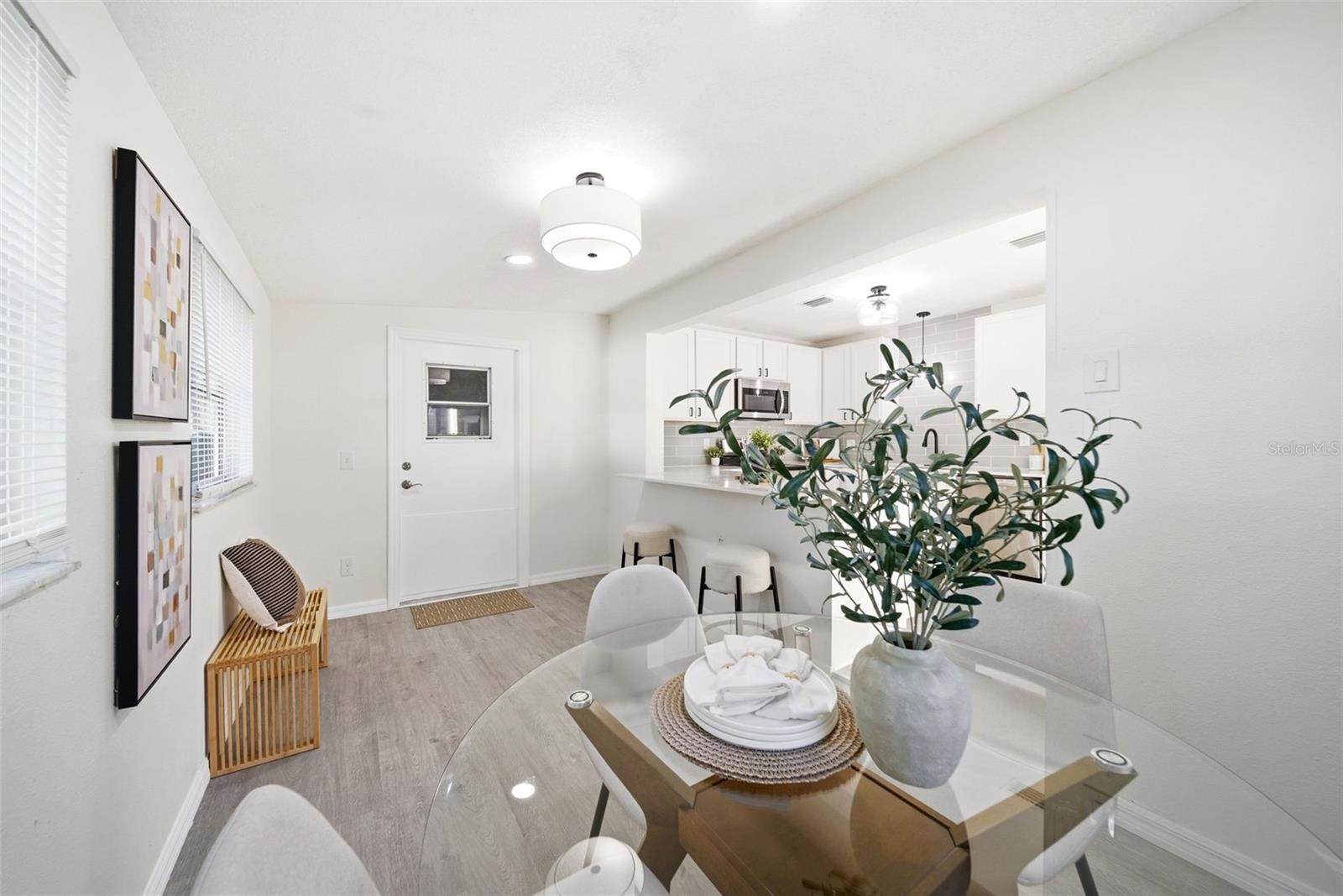 3007 Knollwood Cir Property Photo 14