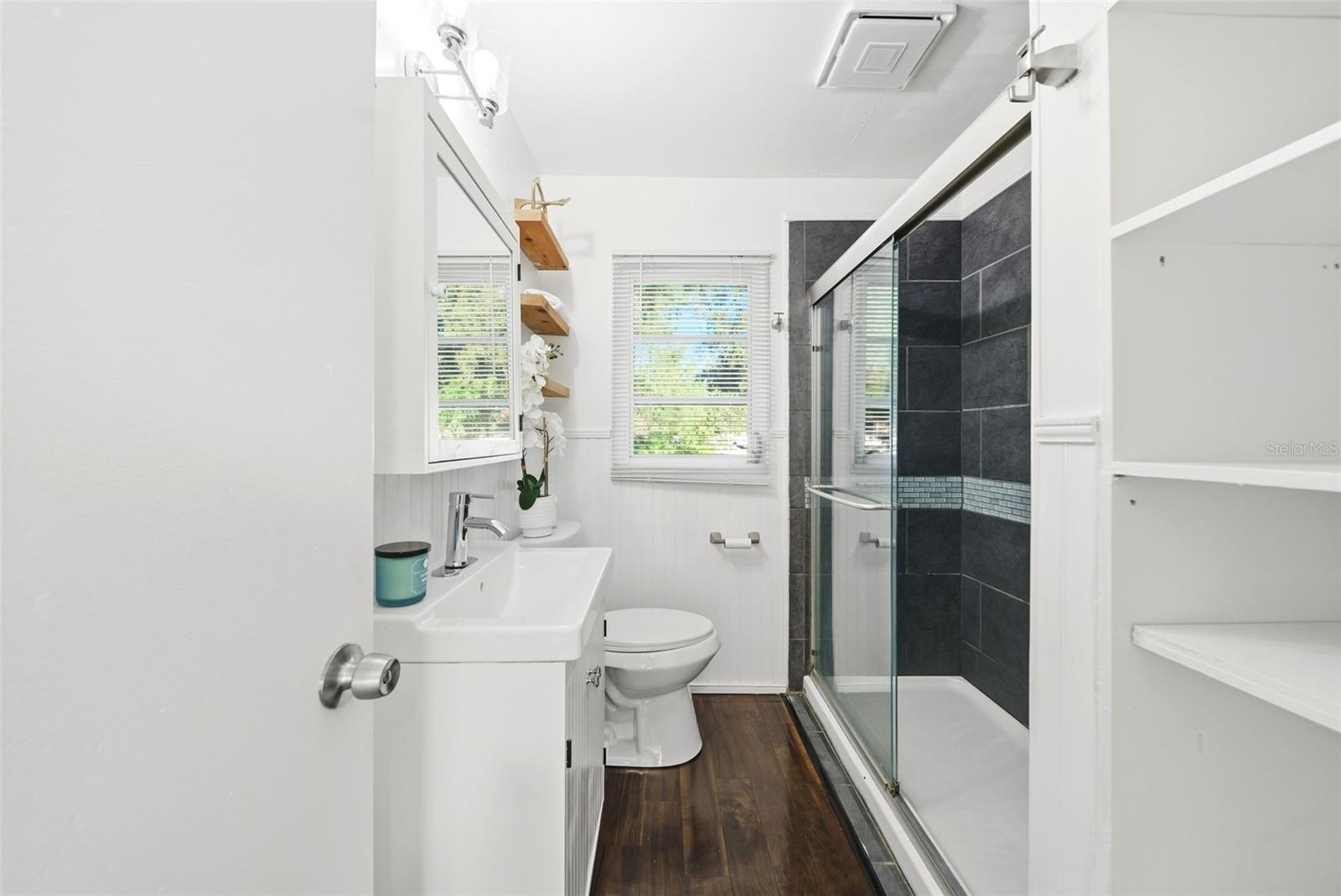 3007 Knollwood Cir Property Photo 18