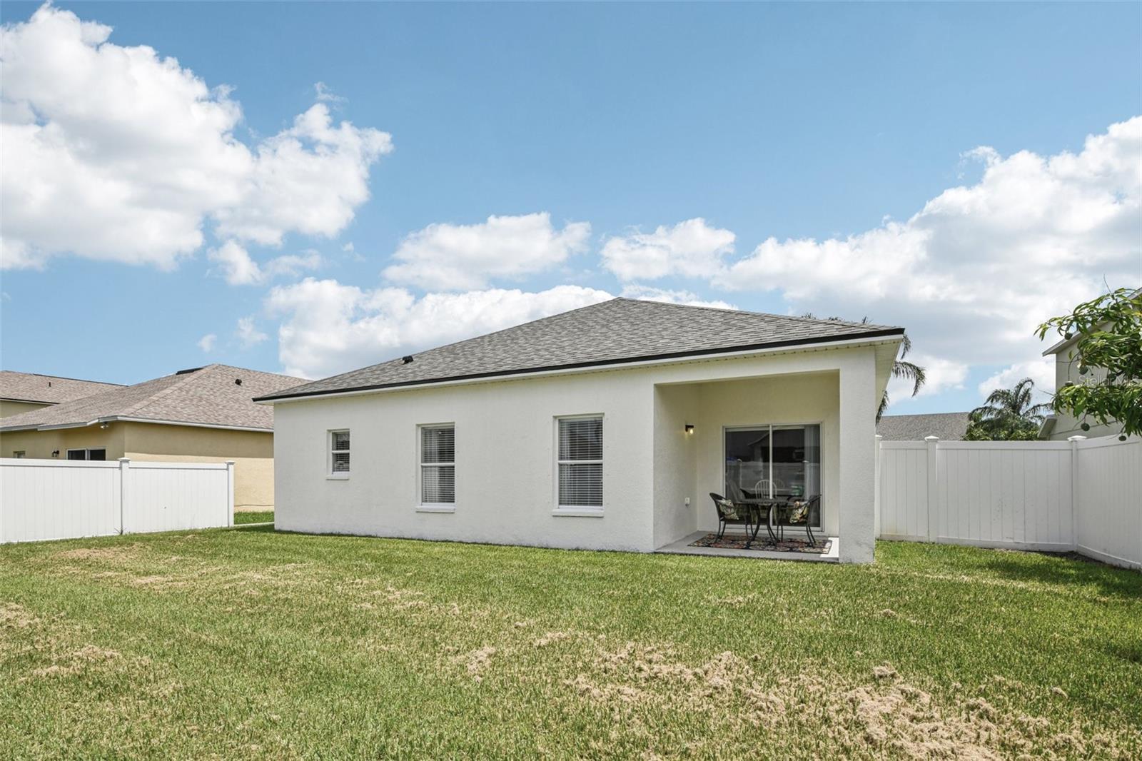 504 Key Haven Dr Property Photo 4