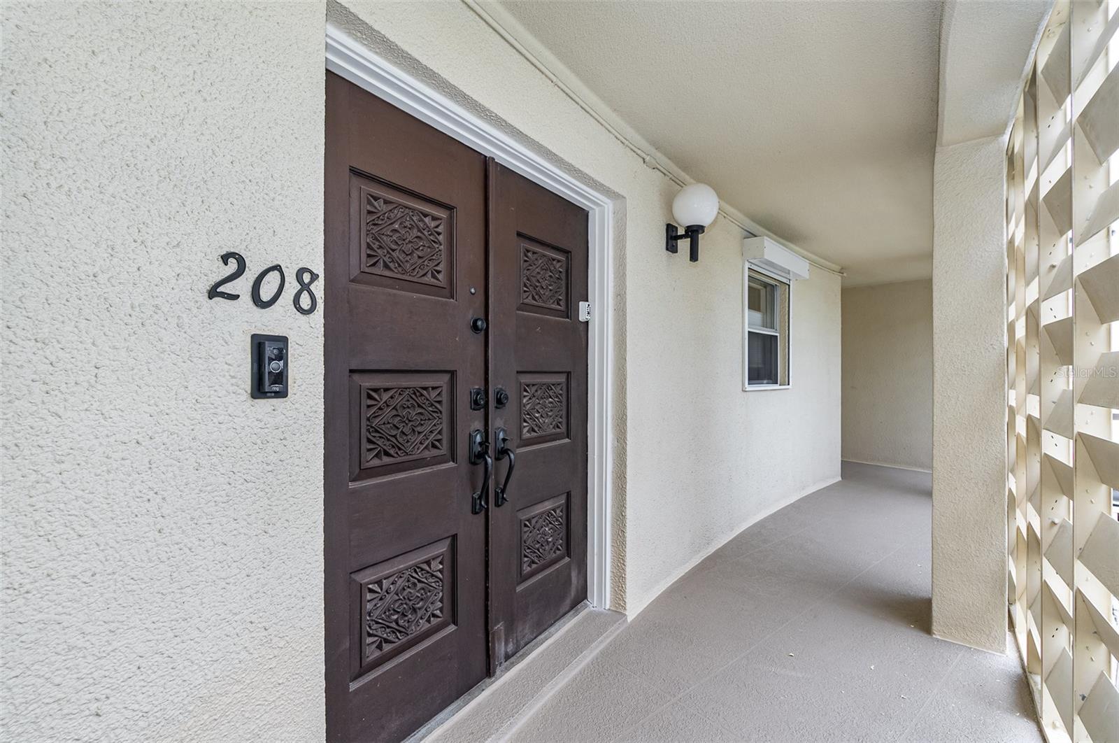 4850 OCEAN BEACH BLVD #208