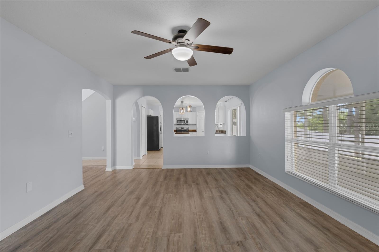 2255 Tealwood Cir Property Photo 7