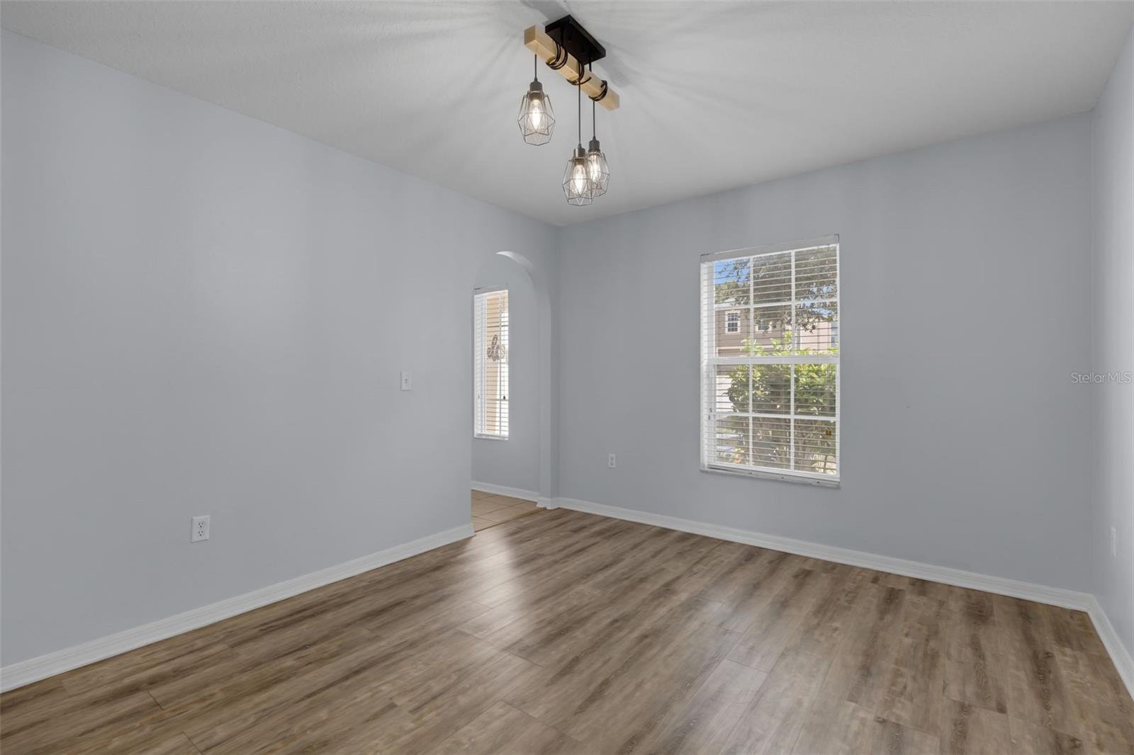 2255 Tealwood Cir Property Photo 12