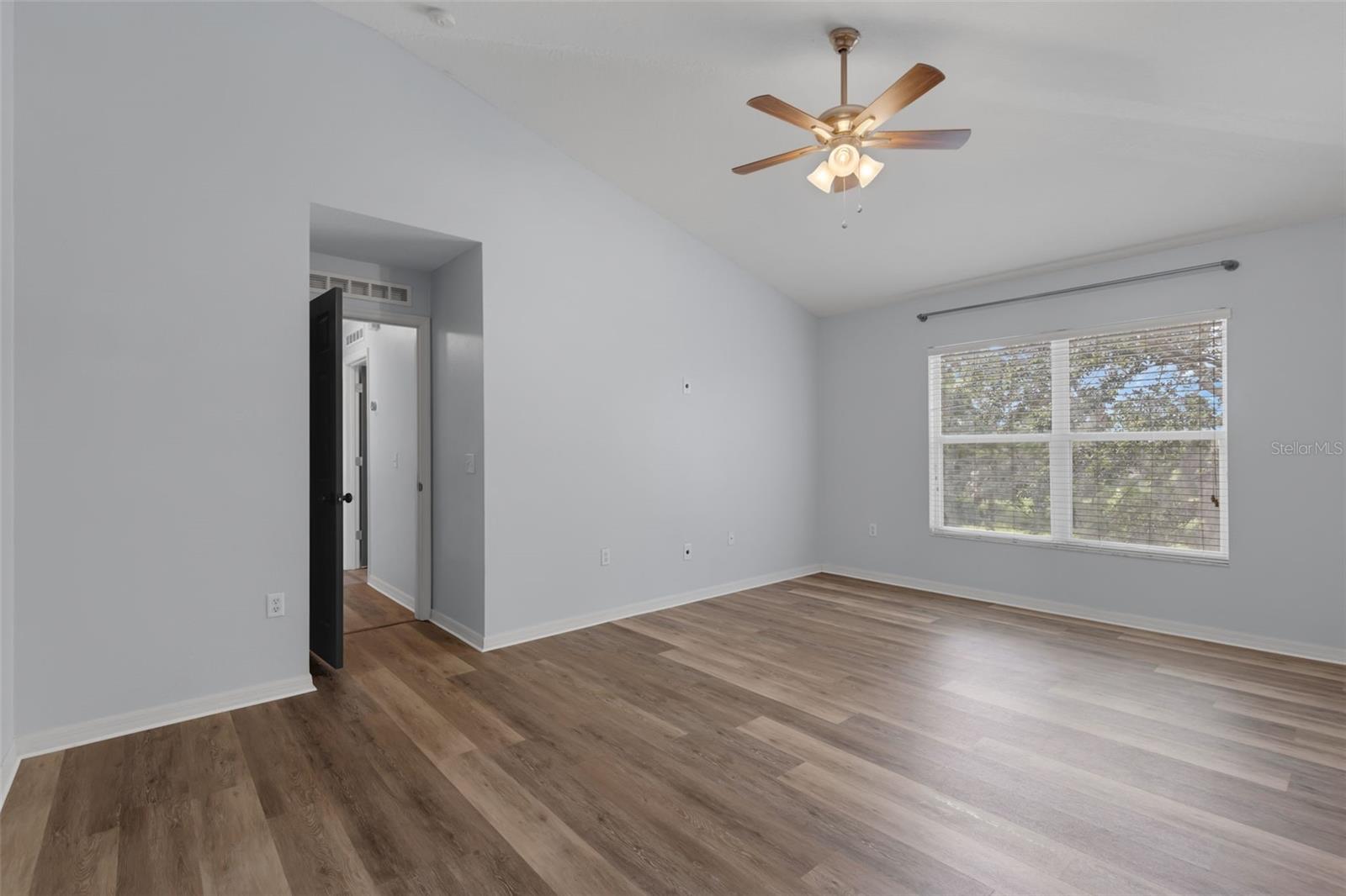 2255 Tealwood Cir Property Photo 19