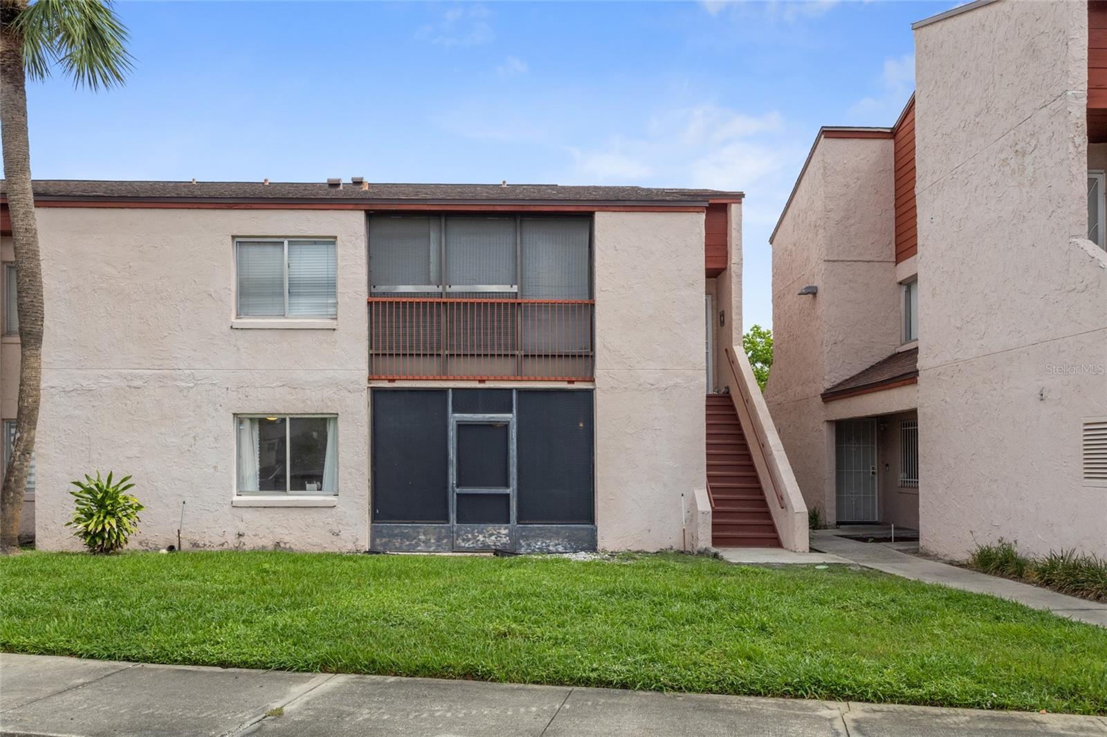 2485 LAKEWAY BRANCH DR #2105