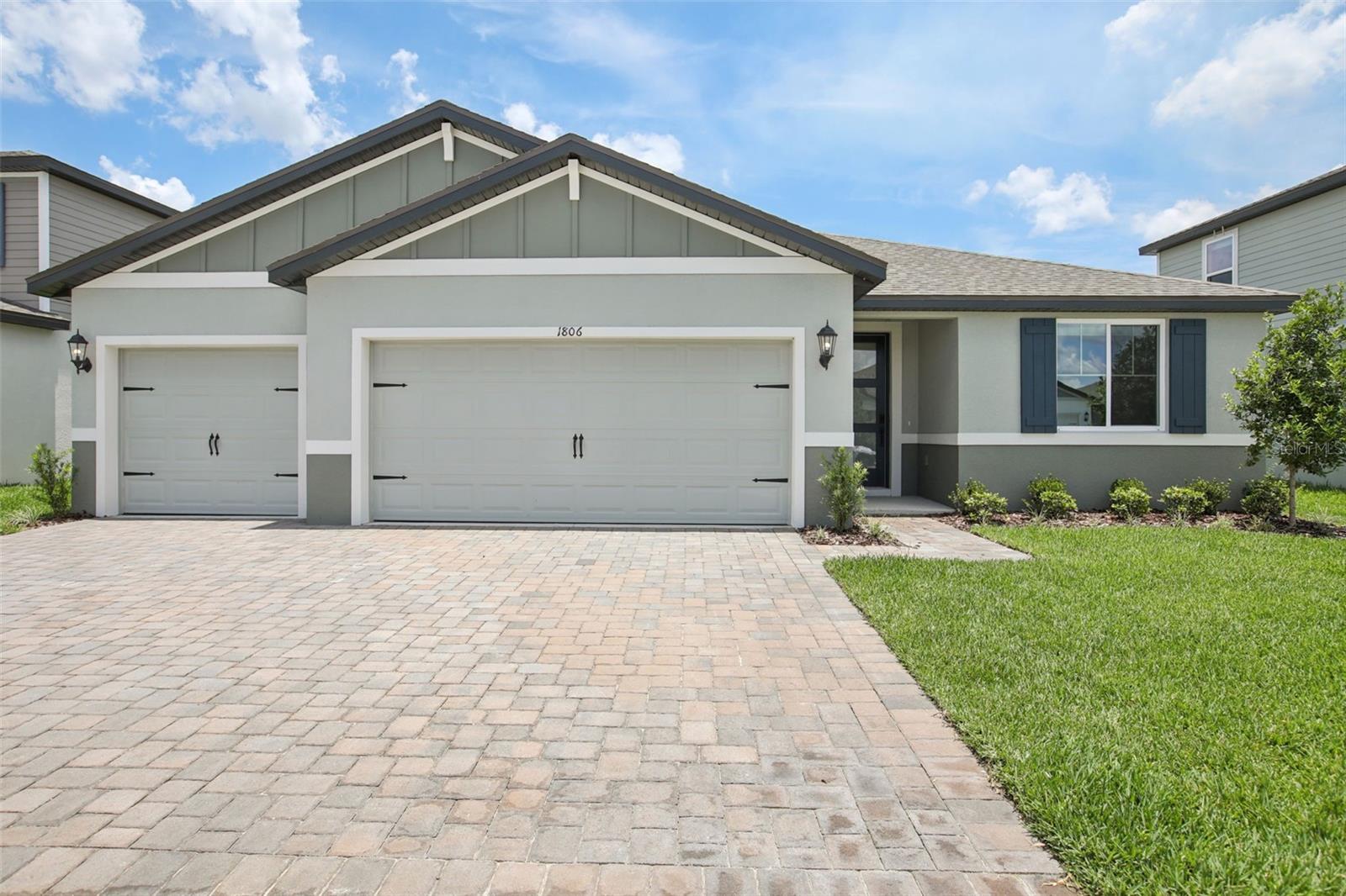 1806 Draughton Dr Property Photo 1