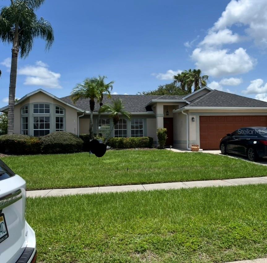 2421 Queenswood Cir Property Photo 1