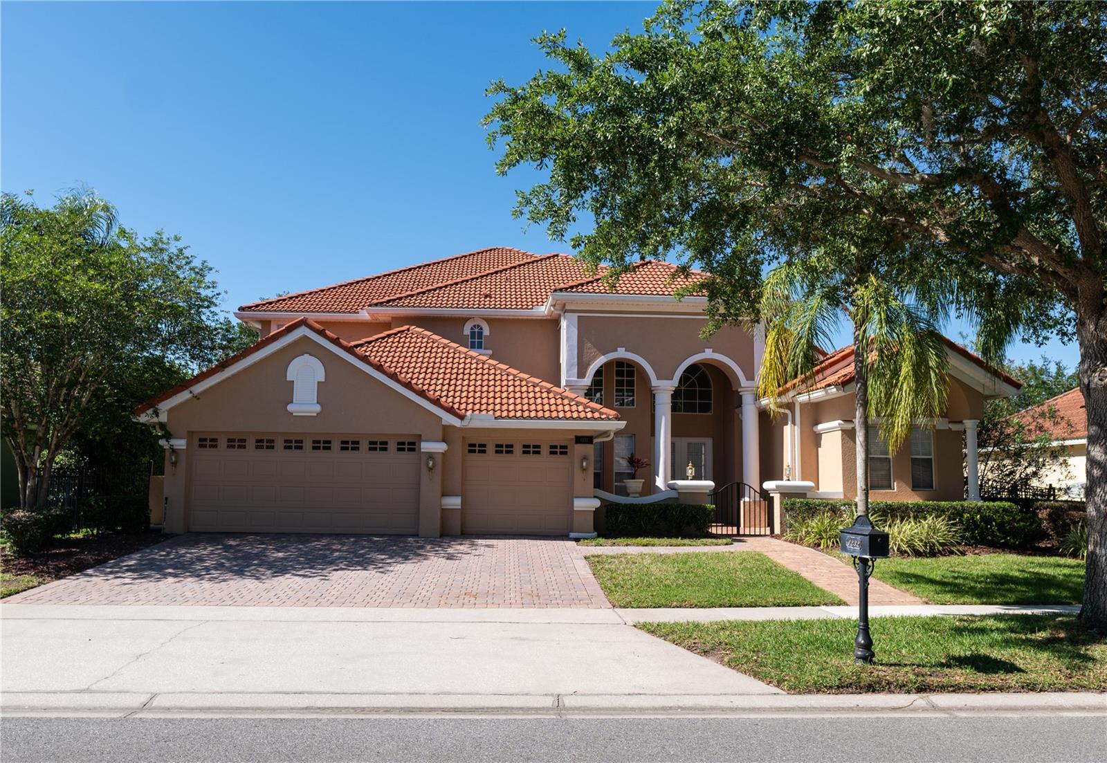 1232 Glenheather Dr Property Photo 1
