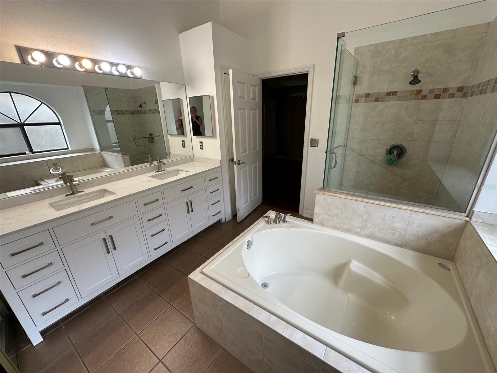 3976 Waterview Loop Property Photo 9