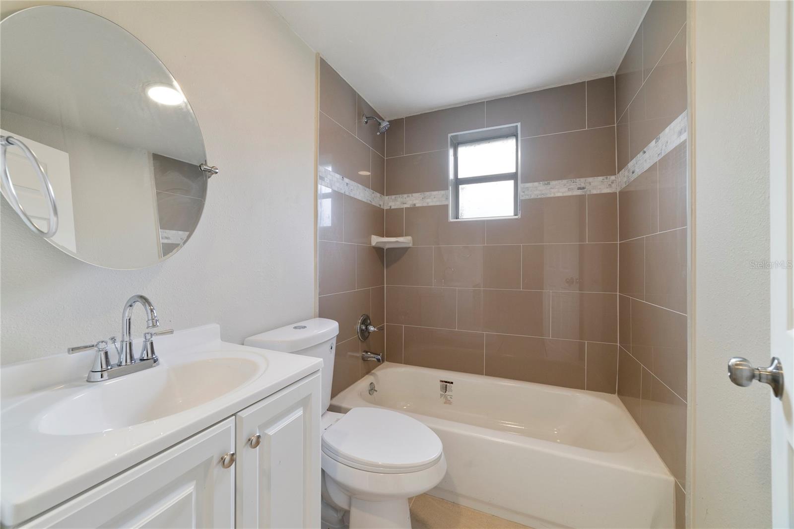 2441 Church St Property Photo 5