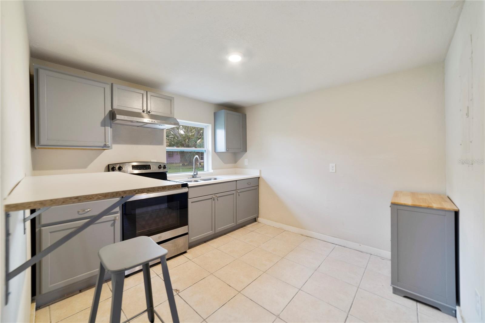 2441 Church St Property Photo 11