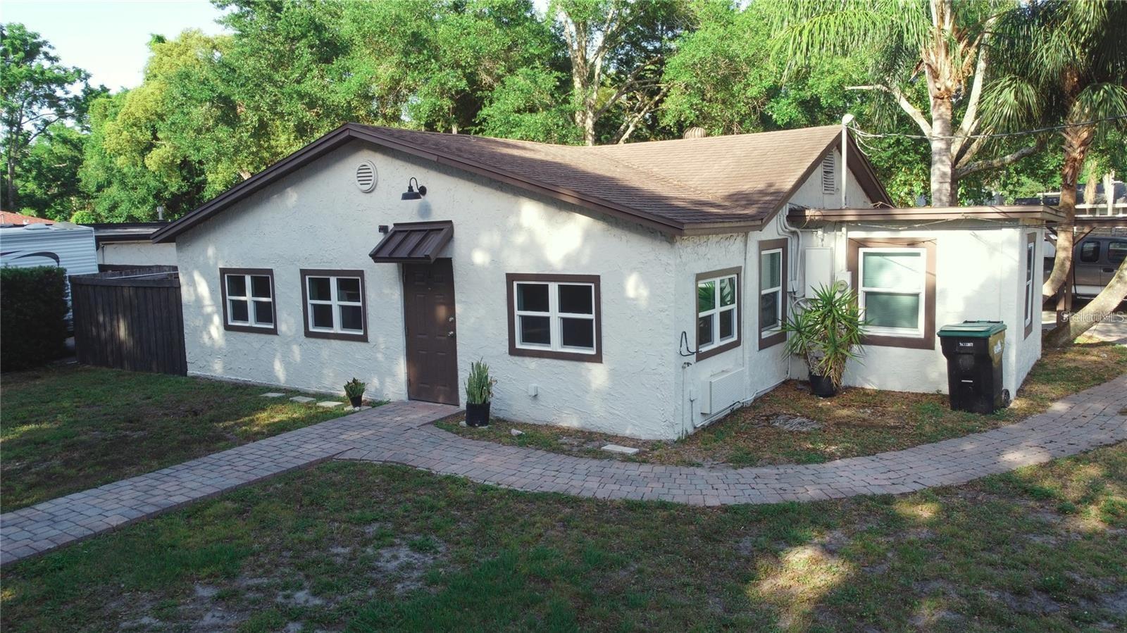 2515 Marlboro St Property Photo 1