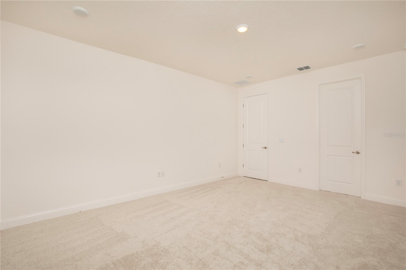 130 Ryberry Dr Property Photo 17