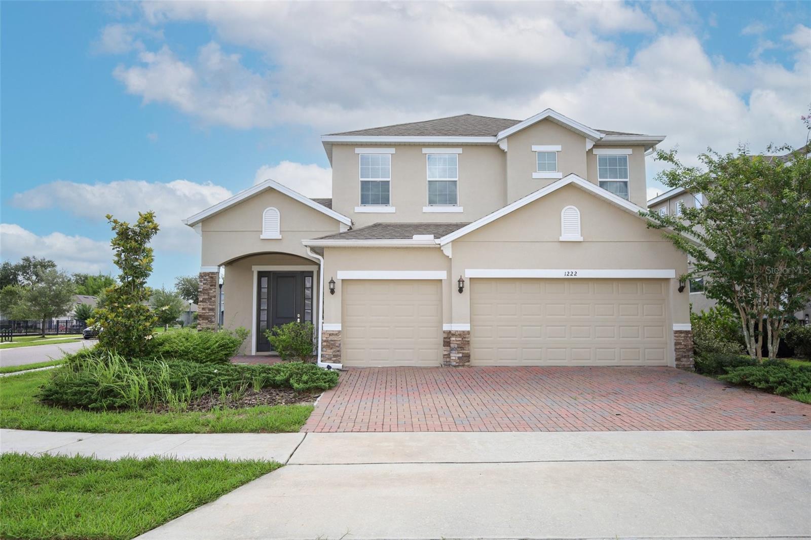 1222 Castlevecchio Loop Property Photo 1