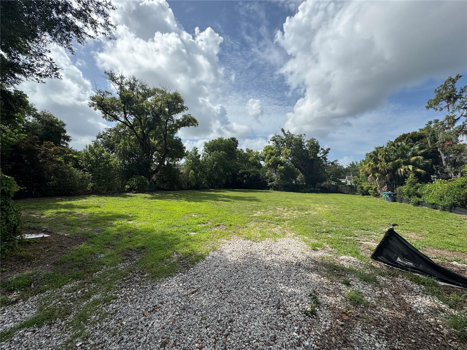 1756 Hollywood Ave Property Photo