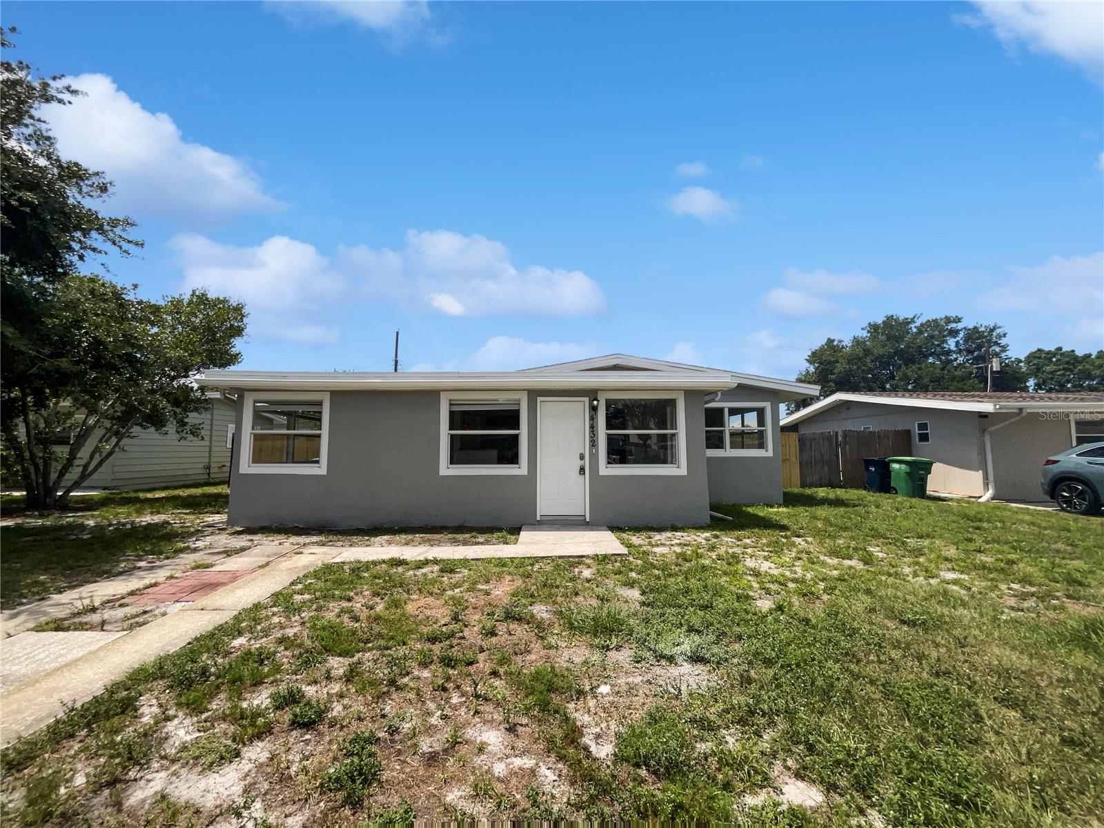 4432 W Wallace Ave Property Photo 1