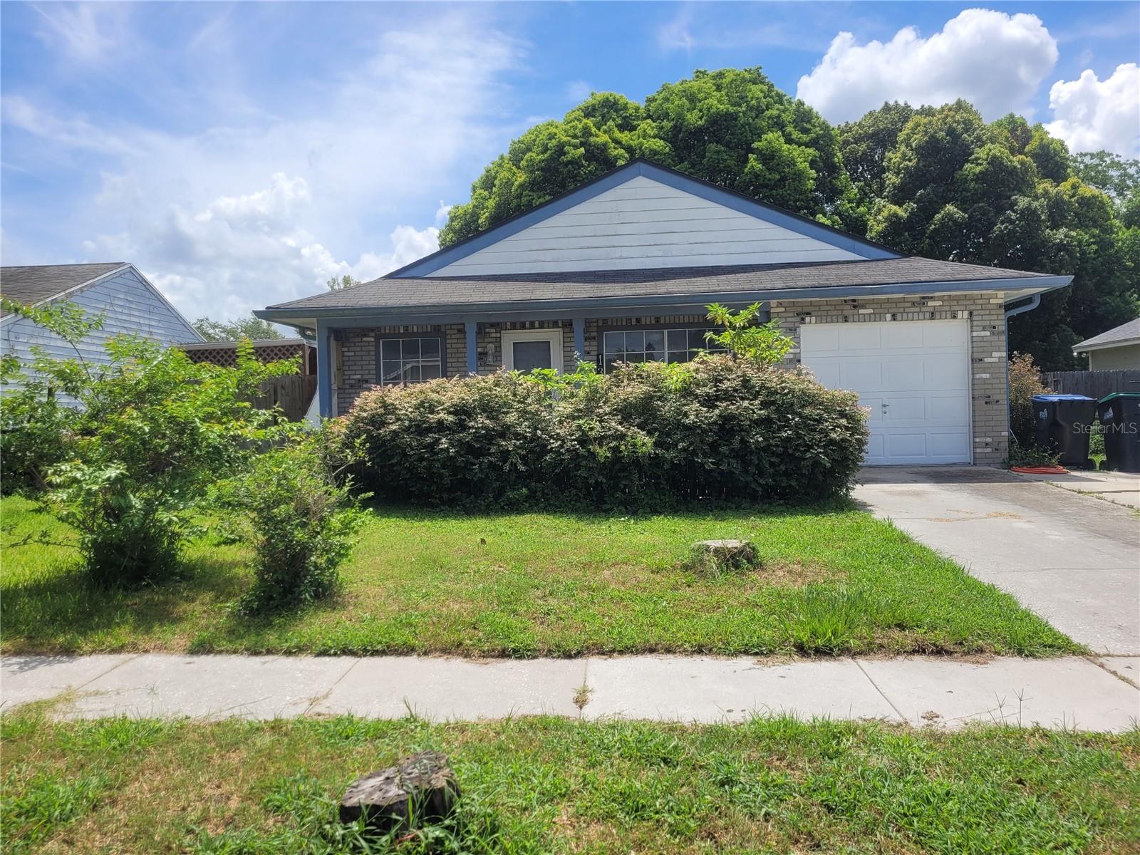 O6318575 Property Photo 1